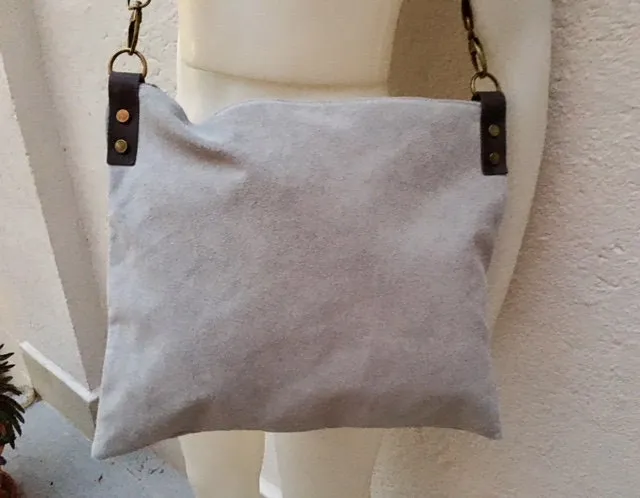 Cross body bag. BOHO suede leather bag in gray. Messenger bag in soft  genuine suede leather. Crossbody bag in gray suede.