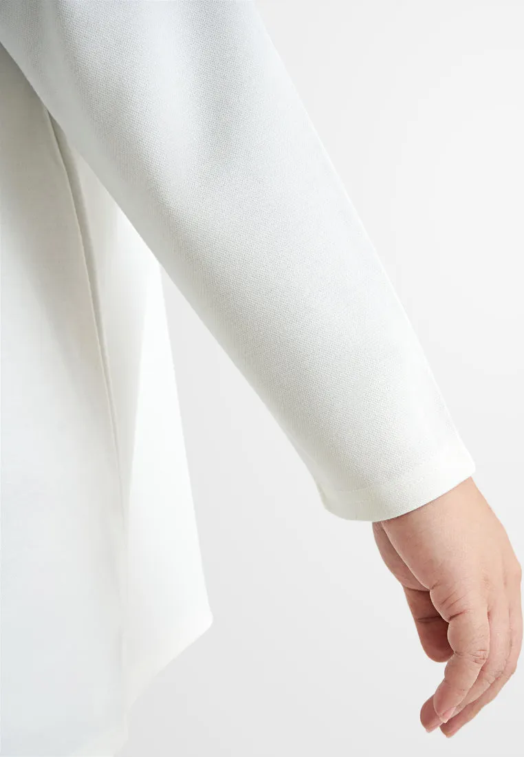 Gabby Structured Graphic Sweater Tee
