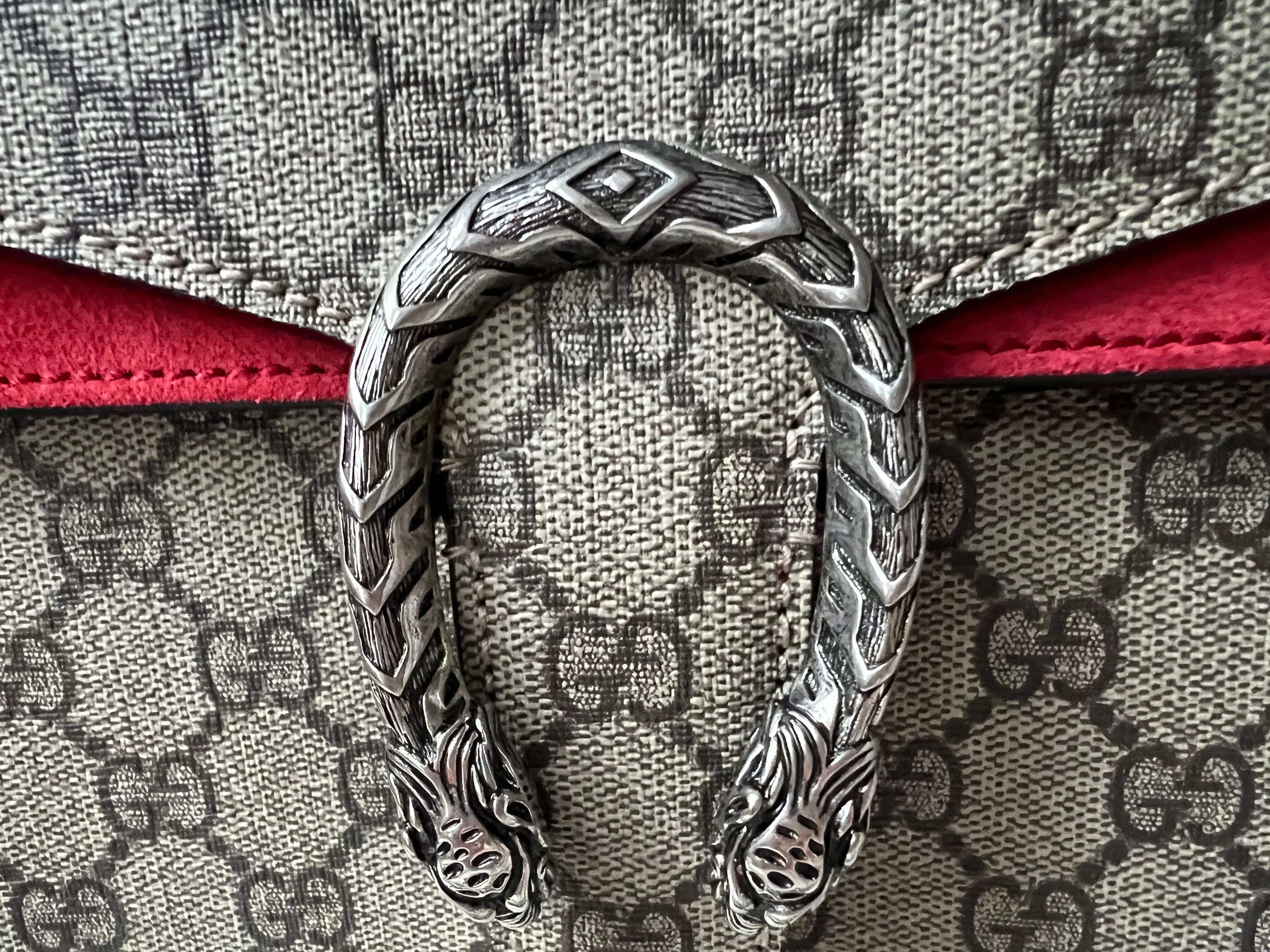 Gucci Dionysus GG Supreme Mini Shoulder Bag