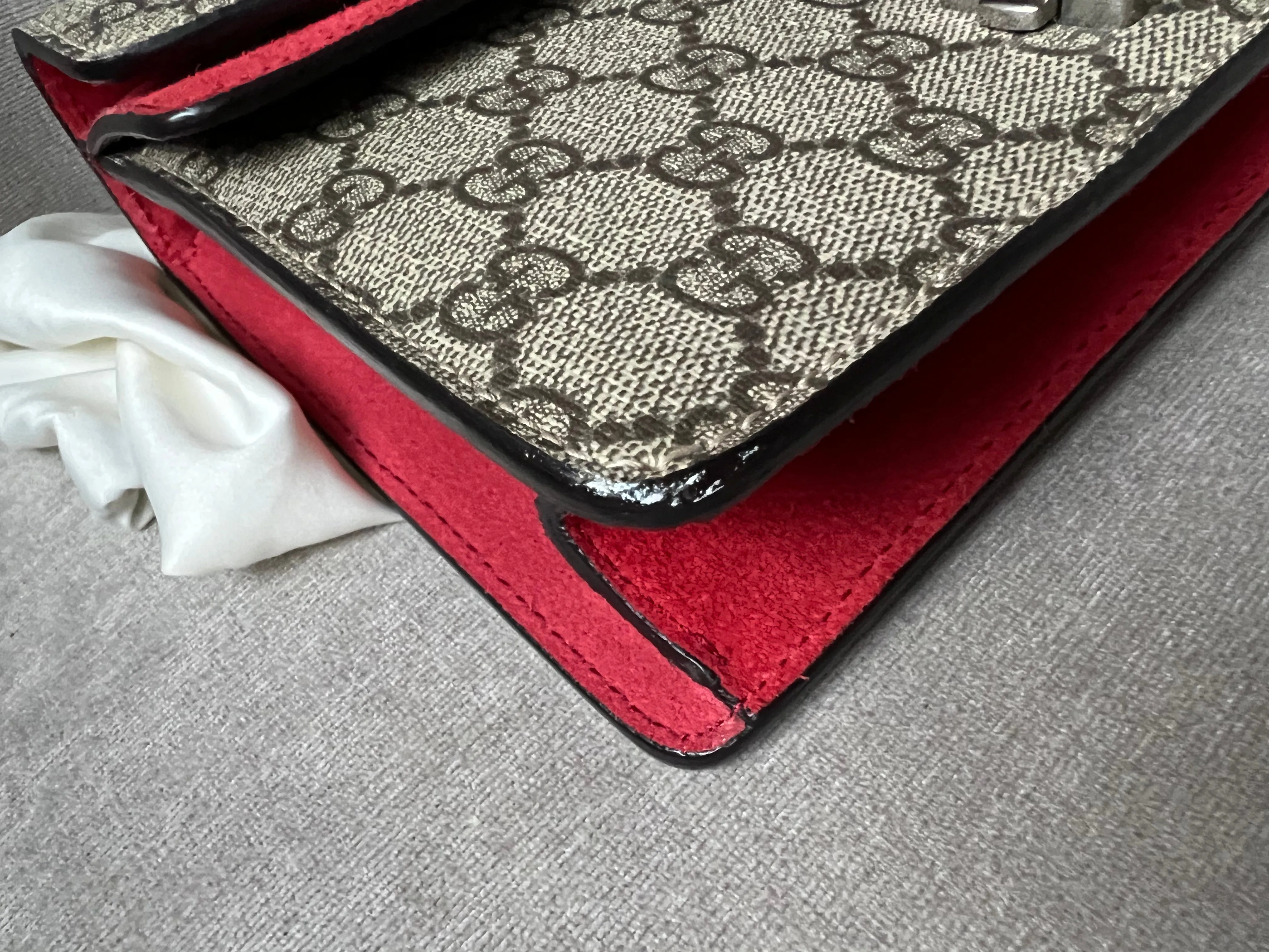 Gucci Dionysus GG Supreme Mini Shoulder Bag