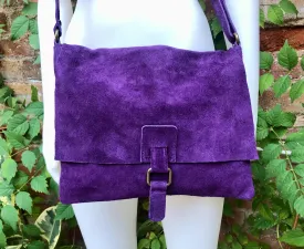 Suede bag in PURPLE. Soft genuine suede leather shoulder / messenger bag.Aubergine suede purse. Eggplant color suede crossbody.Flap   zipper