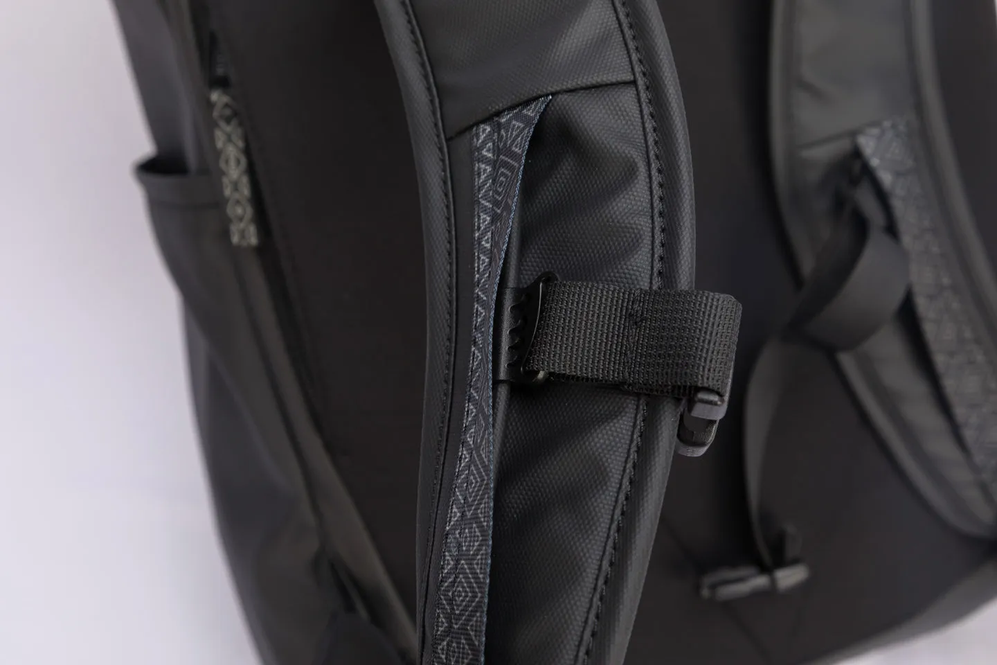 Watershed-Wanderer Outdoor Backpack (32L)
